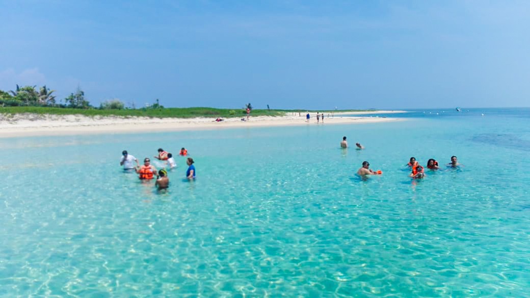 Isla de Enmedio Playa y Snorkel